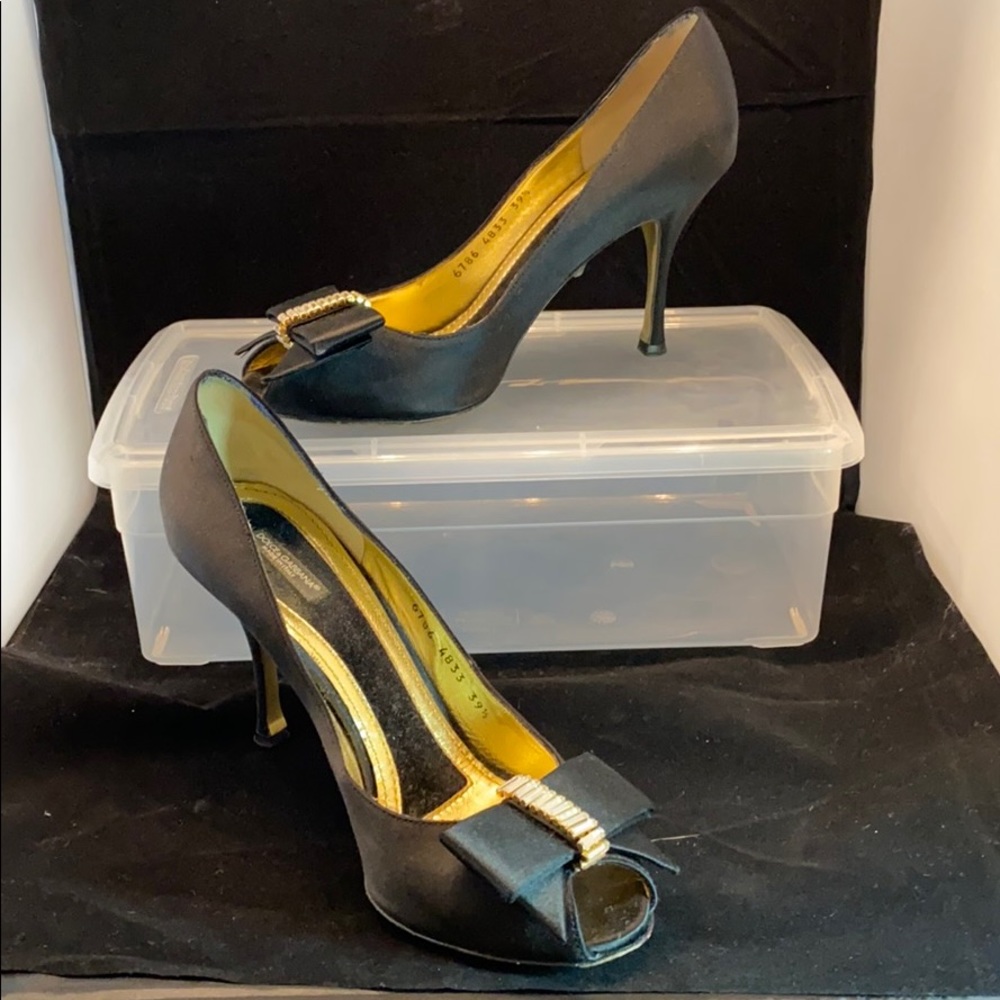 Dolce & Gabbana Size 39.5